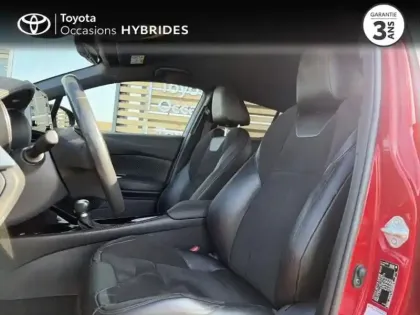 Photo 10 Toyota C-HR  1.8 Hybride 122ch Collection E-CVT