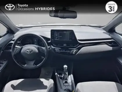 Photo 7 Toyota C-HR  1.8 Hybride 122ch Dynamic Ultimate E-CVT
