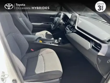 Photo 5 Toyota C-HR  1.8 Hybride 122ch Dynamic Ultimate E-CVT