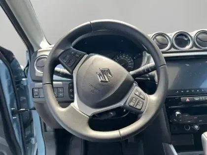 Photo 10 Suzuki Vitara  1.4 Boosterjet Hybrid 110ch Style Auto MY25