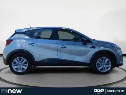 Photo 5 Renault Captur  1.6 E-Tech hybride 145ch Equilibre