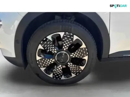 Photo 10 Fiat 600  1.2 Hybrid Turbo 110ch La Prima eDCT6