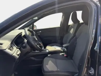 Photo 13 Renault Captur  1.6 E-Tech full hybrid 145ch Techno