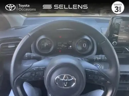 Photo 12 Toyota Yaris  116h Design 5p