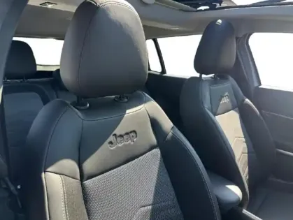 Photo 14 Jeep Avenger  1.2 Turbo T3 100ch Altitude