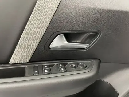 Photo 31 Citroën C4  PureTech 130 S&S EAT8