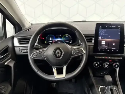Photo 26 Renault Captur  E-Tech full hybrid 145