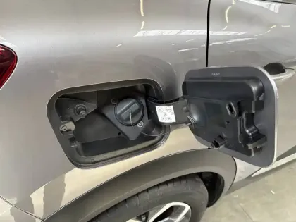 Photo 33 Renault Captur  E-Tech full hybrid 145