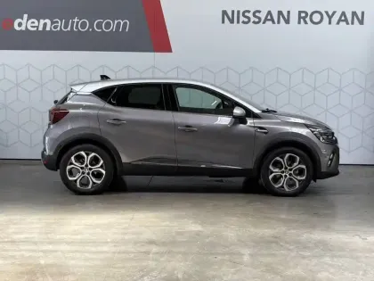 Photo 30 Renault Captur  E-Tech full hybrid 145
