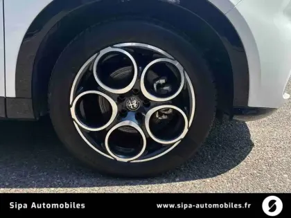 Photo 22 Alfa Romeo Tonale  1.5 Hybrid 130 ch TCT7