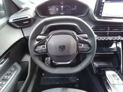 Photo 8 Peugeot 208  Hybrid 110 e-DCS6