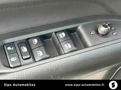 Photo 18 Jeep Compass  1.5 Turbo T4 130 ch BVR7 e-Hybrid