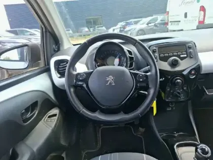 Photo 8 Peugeot 108  1.0 VTi 68ch ETG5