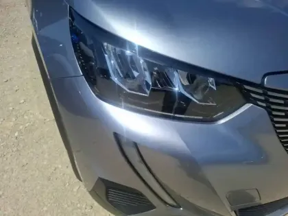 Photo 15 Peugeot 2008  Electrique 136 ch