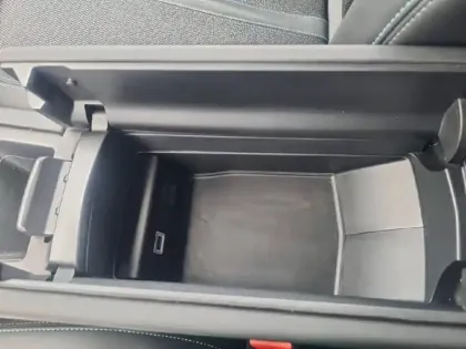 Photo 22 Peugeot 308  SW PHEV 180 e-EAT8