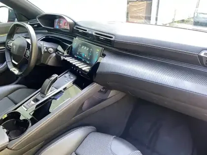 Photo 17 Peugeot 508  Hybrid 225 e-EAT8