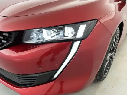 Photo 58 Peugeot 508  Hybrid 225 e-EAT8