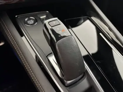 Photo 45 Peugeot 508  Hybrid 225 e-EAT8