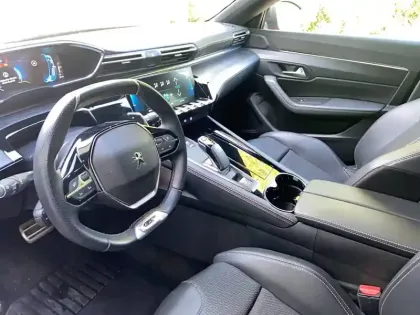 Photo 8 Peugeot 508  Hybrid 225 e-EAT8