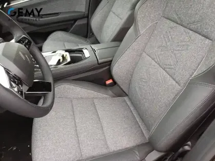 Photo 8 Renault Espace  full hybrid E-Tech 200 ch 7pl