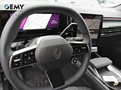 Photo 12 Renault Espace  full hybrid E-Tech 200 ch 7pl