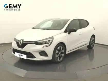 Photo 35 Renault Clio  SOCIETE E-TECH FULL HYBRID 145