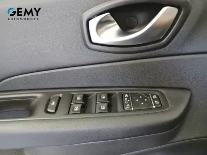 Photo 30 Renault Captur  TCe 90