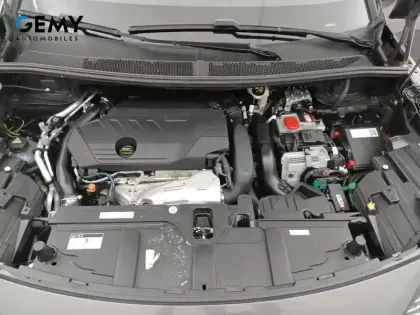 Photo 11 Peugeot 3008  Hybrid 225 e-EAT8