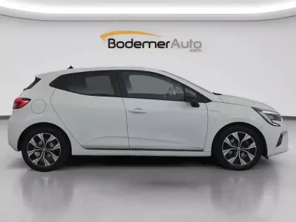 Photo 14 Renault Clio  E-Tech full hybrid 145