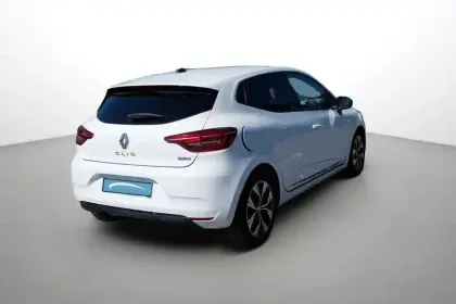 Photo 5 Renault Clio  E-Tech full hybrid 145