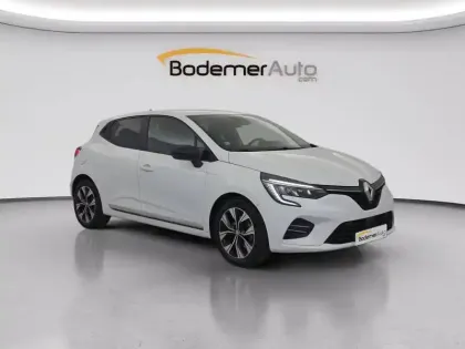 Photo 15 Renault Clio  E-Tech full hybrid 145