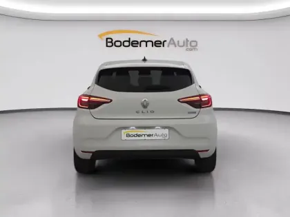 Photo 12 Renault Clio  E-Tech full hybrid 145