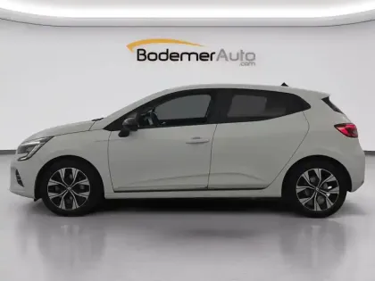Photo 10 Renault Clio  E-Tech full hybrid 145