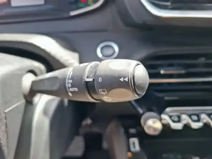 Photo 20 Peugeot 208  Electrique 50 kWh 136ch