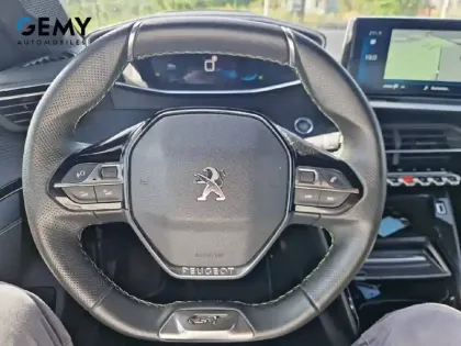 Photo 18 Peugeot 208  PureTech 100 S&S BVM6