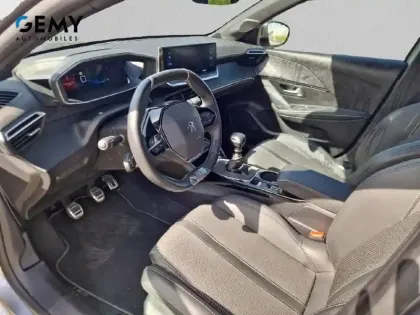 Photo 8 Peugeot 208  PureTech 100 S&S BVM6