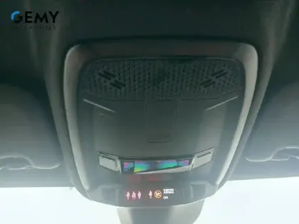Photo 38 Peugeot 208  PureTech 100 S&S BVM6