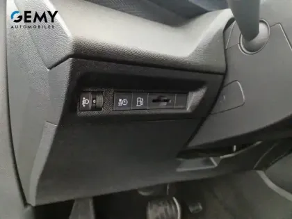 Photo 49 Peugeot 308  SW PHEV 180 e-EAT8