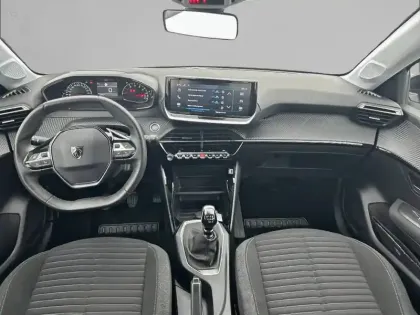 Photo 34 Peugeot 208  PureTech 100 S&S BVM6