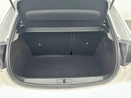 Photo 32 Peugeot 208  PureTech 100 S&S BVM6
