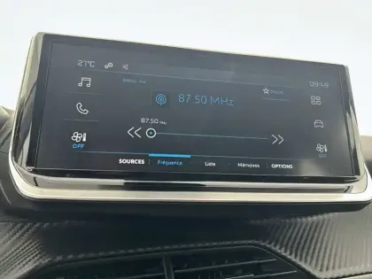 Photo 49 Peugeot 208  PureTech 100 S&S BVM6