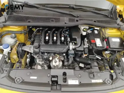 Photo 11 Peugeot 208  PureTech 75 S&S BVM5