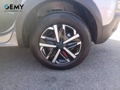 Photo 10 Peugeot 2008  PureTech 100 S&S BVM6