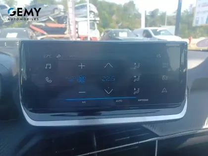 Photo 15 Peugeot 2008  PureTech 100 S&S BVM6