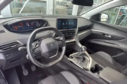 Photo 15 Peugeot 3008  Puretech 130ch S&S BVM6
