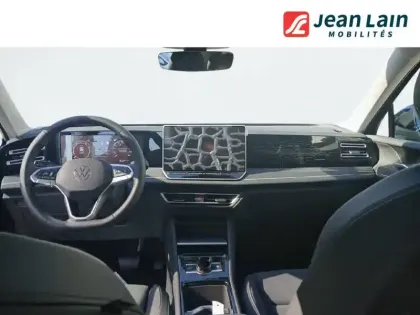 Photo 17 Volkswagen Tiguan  1.5 eTSI 150ch DSG7