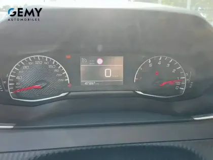 Photo 13 Peugeot 208  PureTech 100 S&S BVM6