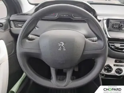 Photo 6 Peugeot 208  PureTech 68ch BVM5