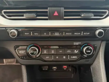Photo 27 Kia Niro  1.6 GDi Hybride 141 ch DCT6