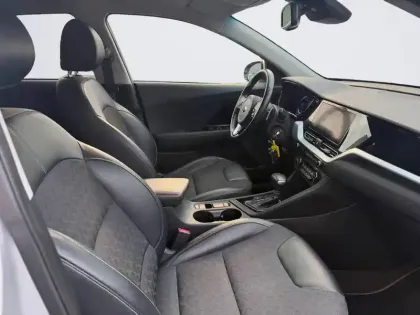 Photo 14 Kia Niro  1.6 GDi Hybride 141 ch DCT6